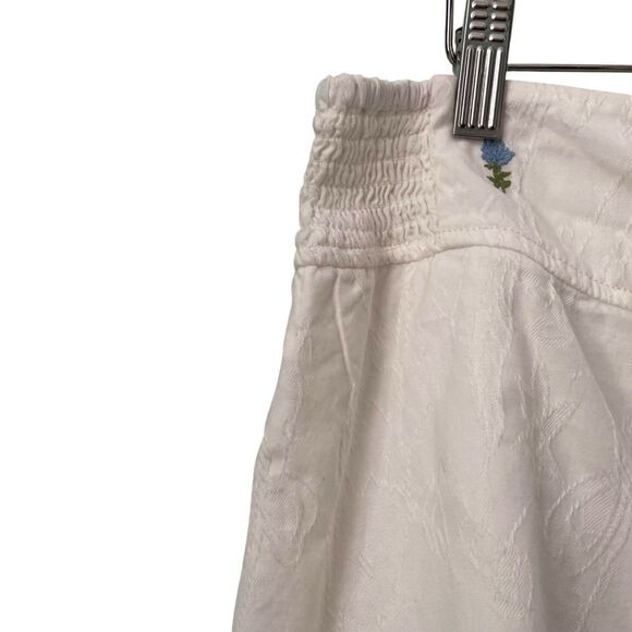 NWT Maeve White Shorts with Blue Embroidery Scallop-Hem Bloomer Shorts in XL - Picture 7 of 10